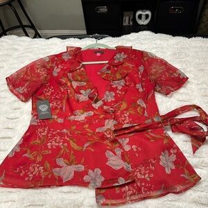 NWT Vince Camuto Wrap Top